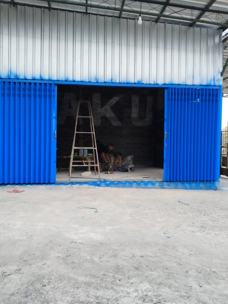 Cara Memasang Pintu Harmonika Sendiri dengan Mudah