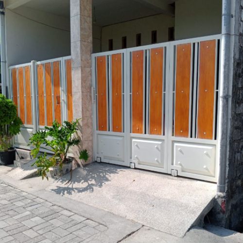Pintu Pagar Besi Surabaya 11